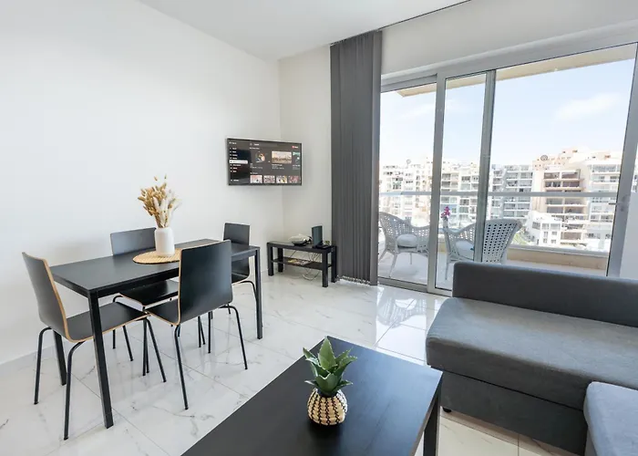 Impressive View 2br Flat In St Julian's Bay By Arco Collection アパート *